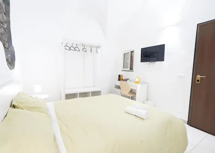 Be Happy Rooms
