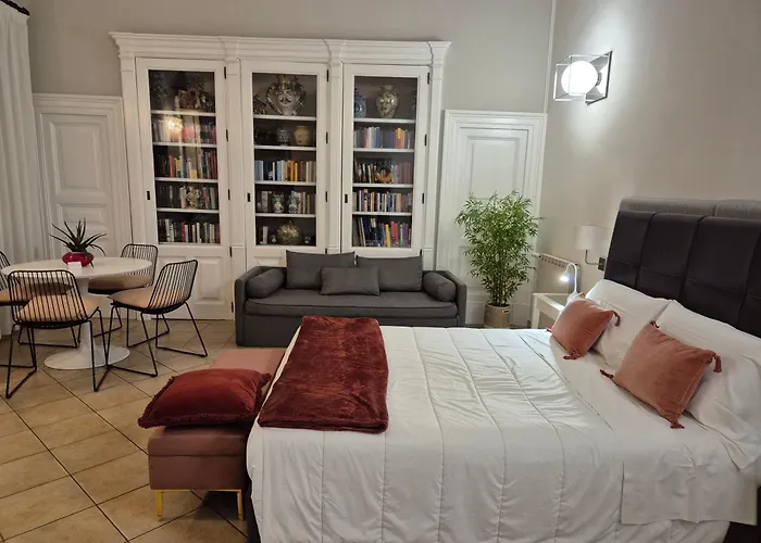 Centro Storico Home With Terrace